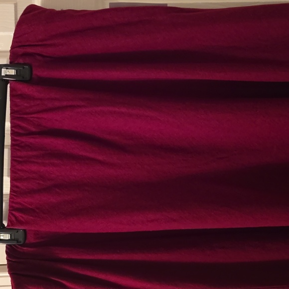 LIZ CLAIBORNE BRAND WOMEN'S PLUS SIZE BURGUNDY SKIRT SIZE XXL - Picture 3 of 12